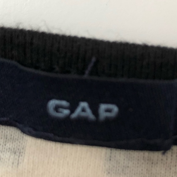 Patterned Black and Off-White Tank Top - Picture 4 of 5